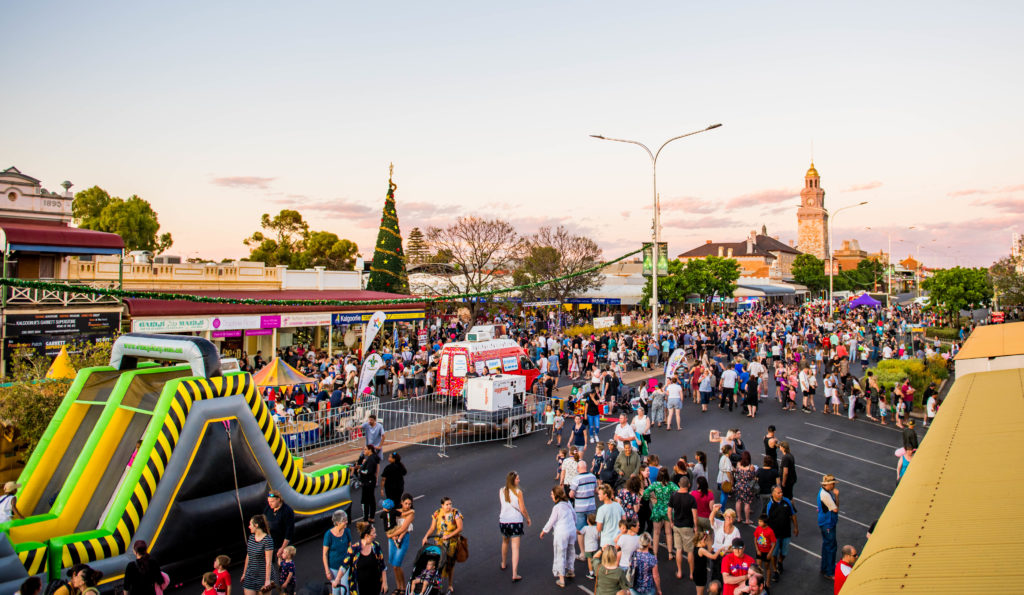 Migrants moving to regional Australia for new visas pathways